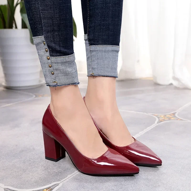 Ženy vysoké podpätky topánky 2023 špicaté plytké ústa topánky dámske módne topánky plus veľkosť 43 Zapatos para mjer
