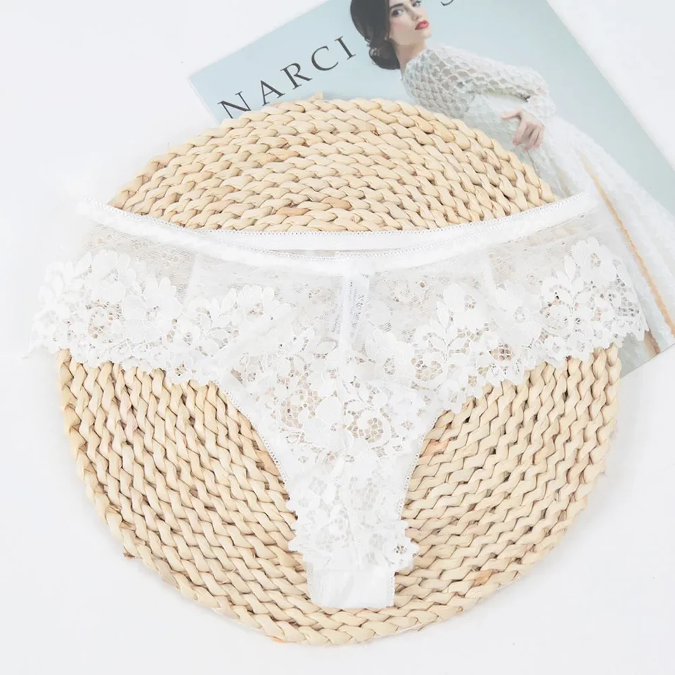 Ženy čierne nohavičky Sexy Plné čipky nohavičky Dutiny Dutlow Out Floral Lace Low Lace Lower Pase Underwear Priedušné spodky Žena spodná bielizeň