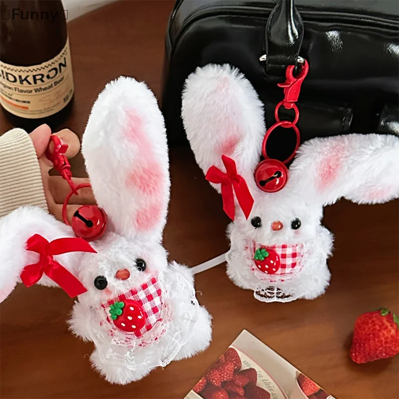 〔Zábavné〕 Kawaii Squeaky Strawberry Dlhodobý králiky Klávesain Kreatívna karikatúra Bunny Keyring Krásna taška Prívesná taška Decorácie